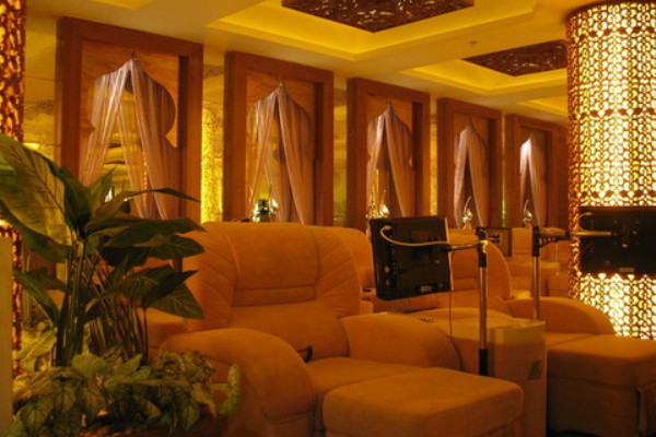 悠享成都桑拿推油，养生保健新选择(成都 桑拿按摩)